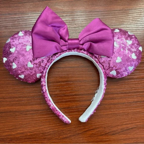 Disney Parks Purple with White Hearts Valentines 2022 Minnie Ears Headband - Picture 1 of 10